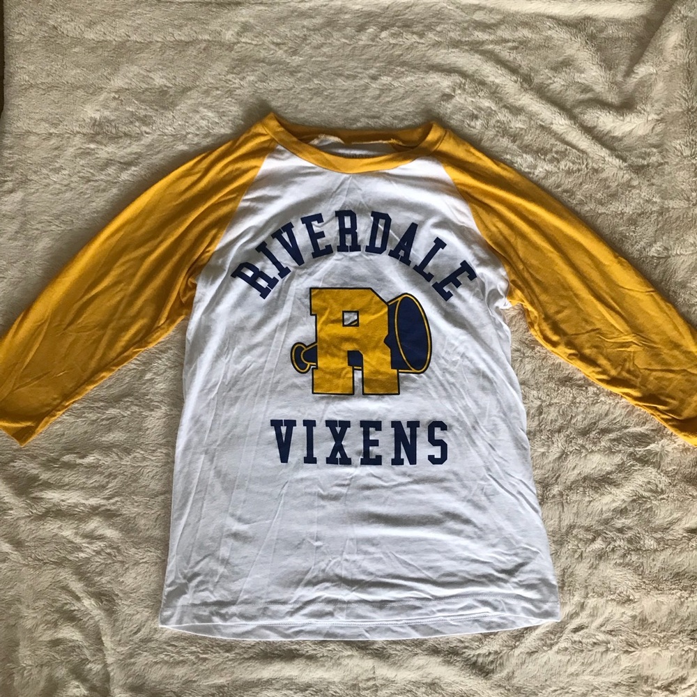 Hot Topic Riverdale Vixens Baseball tee